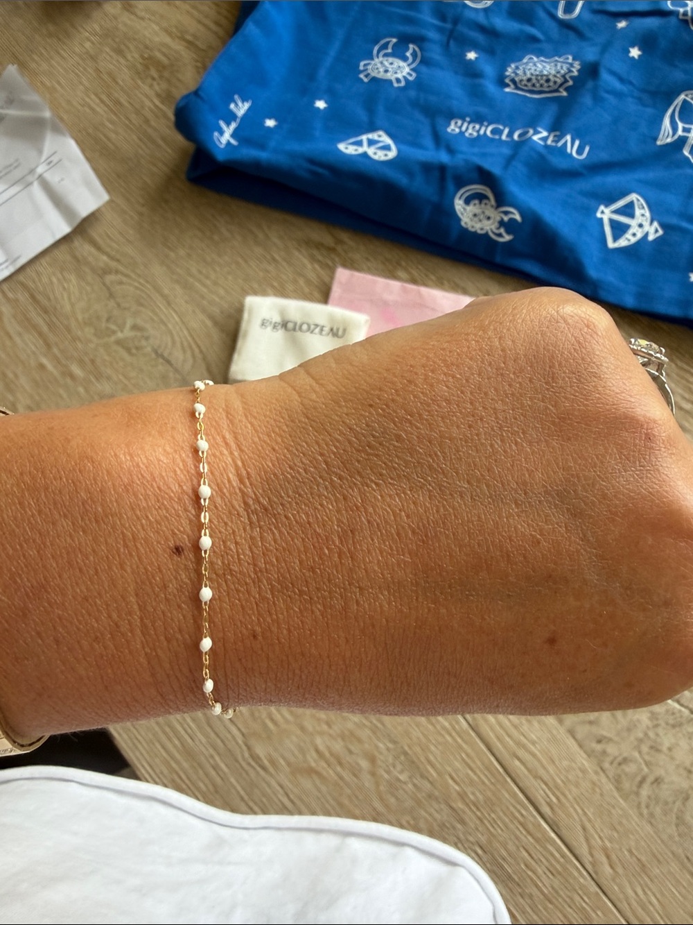 Gigi CLOZEAU classic Gigi white bead bracelet yellow gold Like new - Picture 3 of 7